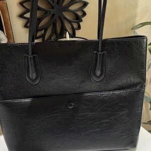 Elegant Black Leather Tote Bag